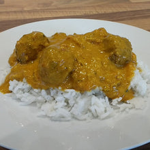 Load image into Gallery viewer, Mum&#39;s Curry Mazzeh Spice Mix
